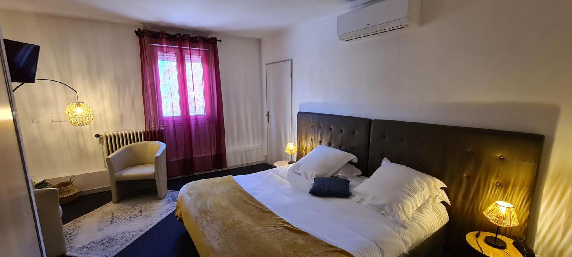 La Truite De La Loue Hotel Quingey Exterior photo